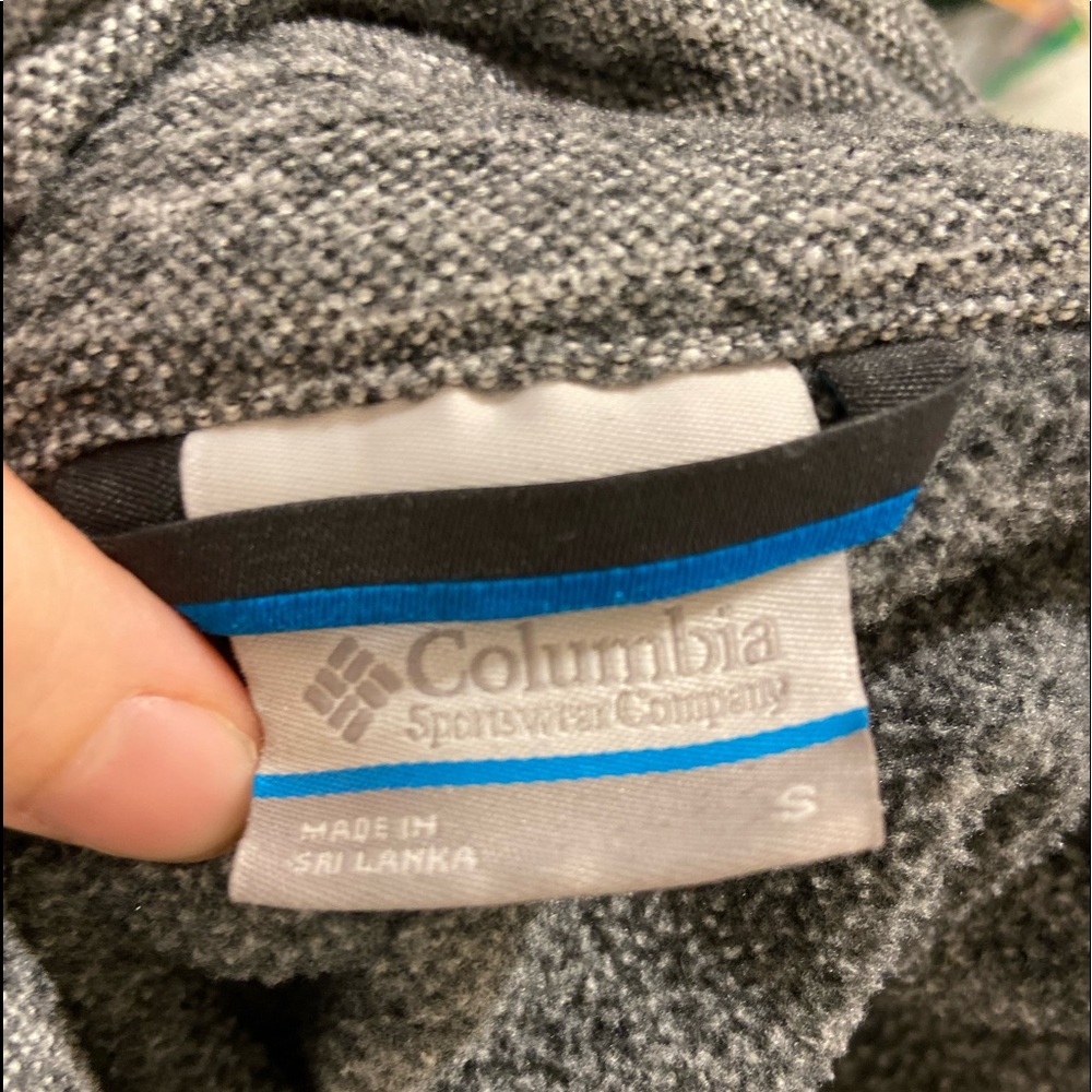Mens size small Columbia jacket